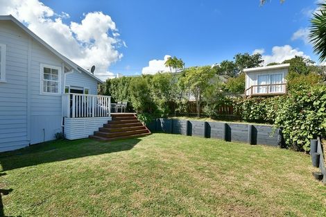 Photo of property in 43 Puriri Street, Helensville, 0800