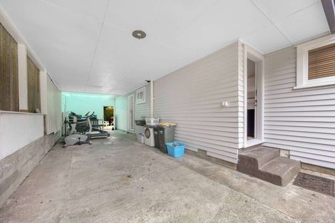 Photo of property in 13 Stratton Street, Normandale, Lower Hutt, 5010