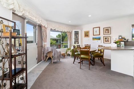 Photo of property in 72 Tawavale Street, Pukehangi, Rotorua, 3015