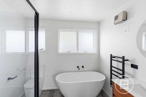 Photo of property in 11 Lomond Place, Woolston, Christchurch, 8062