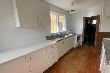 Photo of property in 2 President Avenue, Papakura, 2110