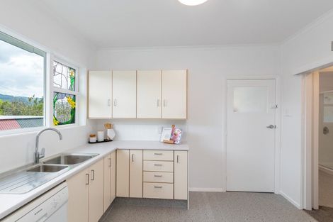 Photo of property in 19 Field Street, Silverstream, Upper Hutt, 5019