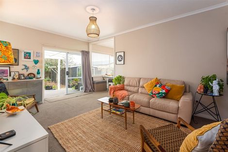 Photo of property in 212 Blenheim Road, Riccarton, Christchurch, 8041