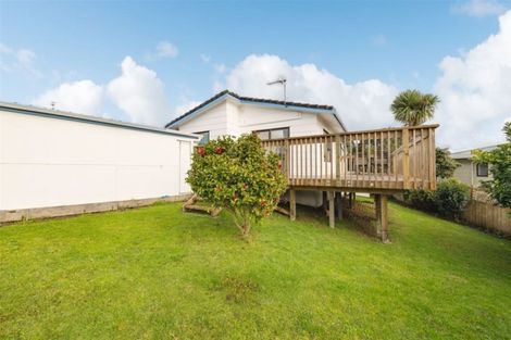 Photo of property in 25 Clearview Heights, Ranui, Auckland, 0612