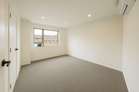 Photo of property in 2/7 Chevis Place, Pakuranga, Auckland, 2010