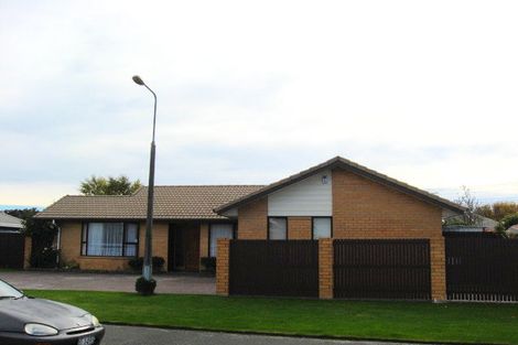 Photo of property in 8 Thornhill Place, Sockburn, Christchurch, 8042