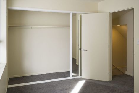 Photo of property in Pirie Street Townhouses, 18/35u Pirie Street, Mount Victoria, Wellington, 6011