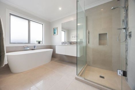 Photo of property in 32 Glaisdale Crescent, Flagstaff, Hamilton, 3210