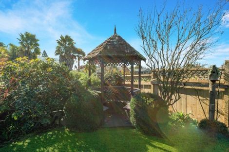Photo of property in 1 Halcione Close, Flagstaff, Hamilton, 3210