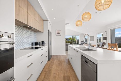 Photo of property in 2 Jardine Place, Marshland, Christchurch, 8051