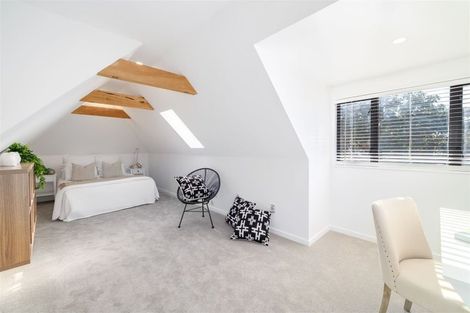 Photo of property in 57 Wairakei Road, Bryndwr, Christchurch, 8052
