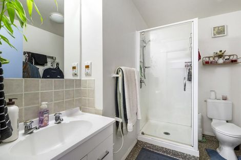 Photo of property in 38 Saddleback Rise, Murrays Bay, Auckland, 0630