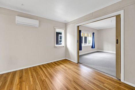 Photo of property in 257 Princes Street, Hawera, 4610