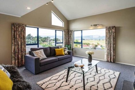 Photo of property in 55a Golf Road, Paraparaumu Beach, Paraparaumu, 5032