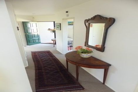 Photo of property in 12 Macmillan Avenue, Cashmere, Christchurch, 8022