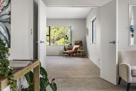 Photo of property in 31 Aldon Lane, The Gardens, Auckland, 2105