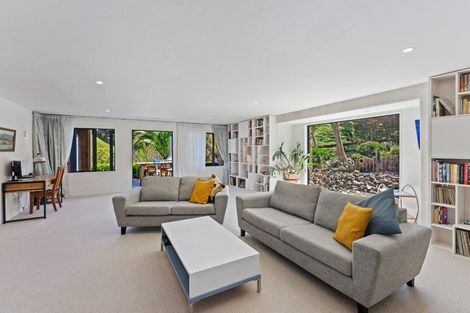 Photo of property in 105 Waterfall Road, Paraparaumu, 5032