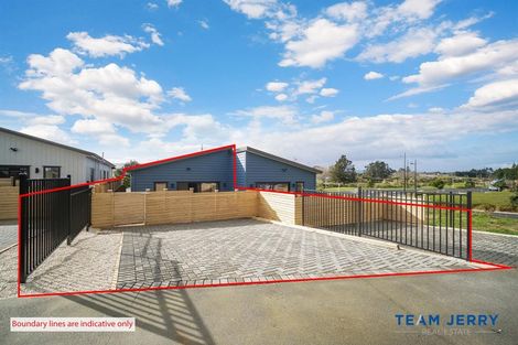 Photo of property in 43 Tributary Parade, Karaka, 2113