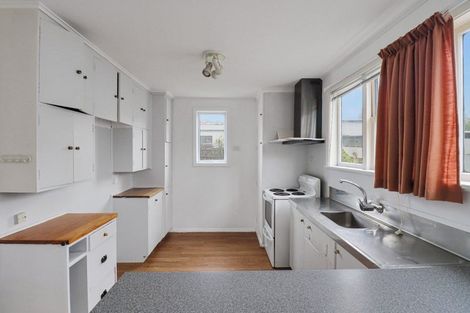 Photo of property in 5 Takatimu Way, Johnsonville, Wellington, 6037