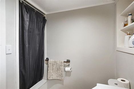Photo of property in 142 Glengarry Road, Glen Eden, Auckland, 0602