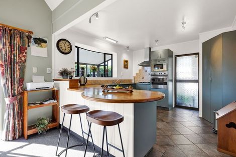 Photo of property in 13 Tuahu Place, Waitara, 4320