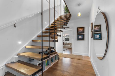 Photo of property in 64 Jeffreys Road, Fendalton, Christchurch, 8052