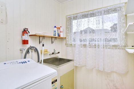 Photo of property in 560 Main North Road, Belfast, Christchurch, 8051