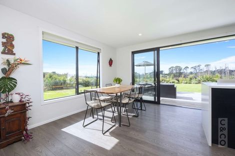 Photo of property in 225b Amreins Road, Taupaki, 0782