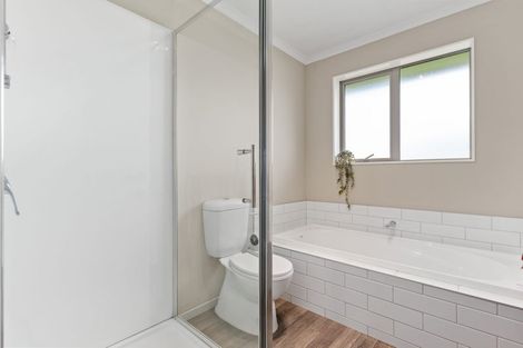 Photo of property in 70 Lucca Crescent, Rolleston, 7615