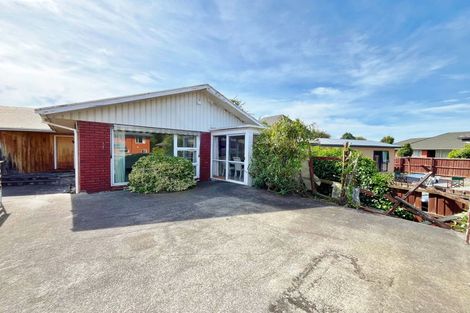 Photo of property in 76 Peer Street, Upper Riccarton, Christchurch, 8041