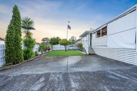 Photo of property in 16 Garus Avenue, Mangere East, Auckland, 2024