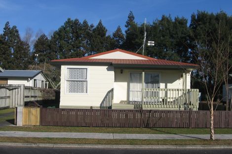 Photo of property in 23 Purcell Place, Melville, Hamilton, 3206