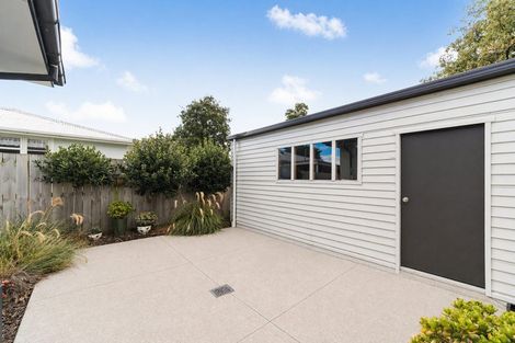 Photo of property in 16 Newbury Street, Awapuni, Palmerston North, 4412