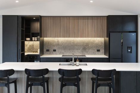 Photo of property in 3 Makakahi Street, Lytton West, 4071