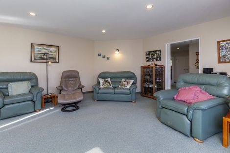 Photo of property in 6b Wharemauku Road, Raumati Beach, Paraparaumu, 5032