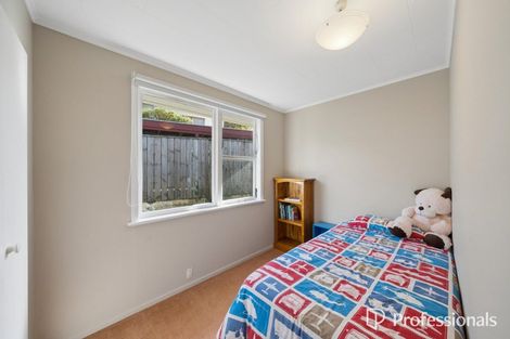 Photo of property in 24 Pekanga Road, Normandale, Lower Hutt, 5010