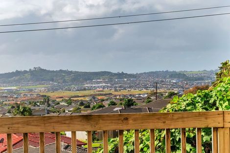 Photo of property in 16 Lizzie Lane, Clover Park, Auckland, 2019