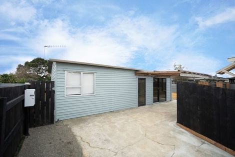 Photo of property in 16a Fairs Road, Milson, Palmerston North, 4414