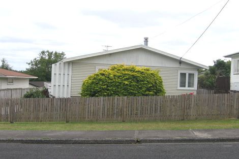 Photo of property in 40 Sunnyfield Crescent, Glenfield, Auckland, 0629