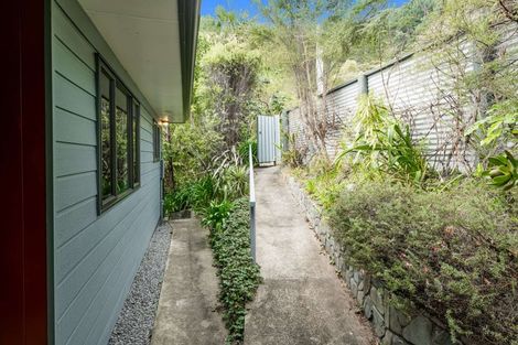 Photo of property in 25 Mccormicks Road, Whatamango Bay, Picton, 7281