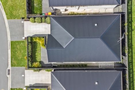 Photo of property in 7 Piripiri Place, Broomfield, Christchurch, 8042