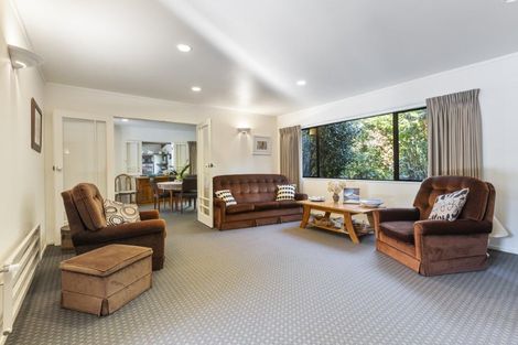 Photo of property in 60 Veale Road, Ridgewood, New Plymouth, 4371