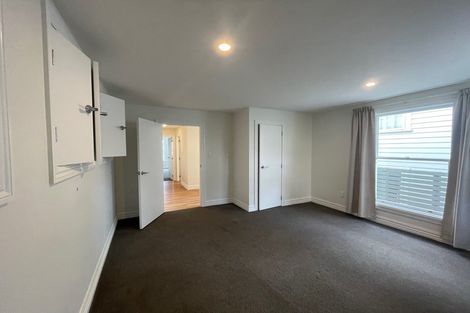 Photo of property in 239u9 Adelaide Road, Newtown, Wellington, 6021