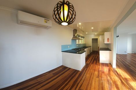 Photo of property in 170 The Esplanade, Island Bay, Wellington, 6023