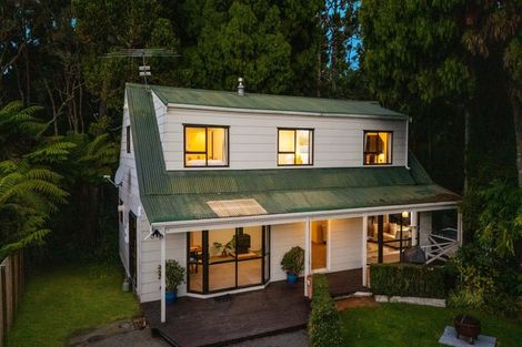 Photo of property in 94a Konini Road, Titirangi, Auckland, 0604