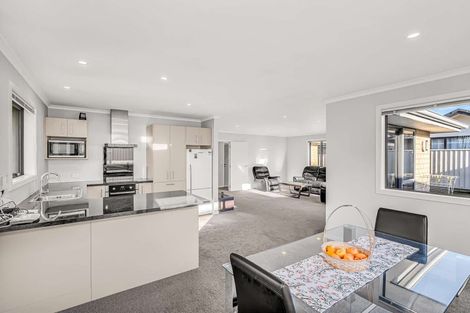 Photo of property in 8a Mead Avenue, Cromwell, 9310