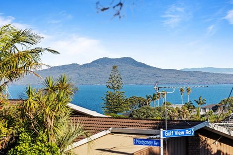 Photo of property in 1/2 Rothesay Bay Road, Rothesay Bay, Auckland, 0630