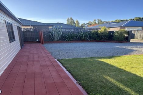 Photo of property in 207 Wainoni Road, Avondale, Christchurch, 8061