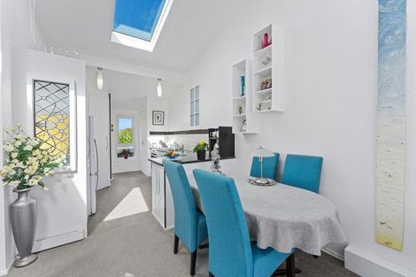 Photo of property in 1/4a Dallinghoe Crescent, Milford, Auckland, 0620