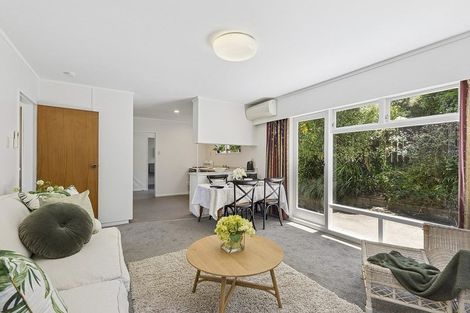 Photo of property in 105b Taylor Terrace, Tawa, Wellington, 5028